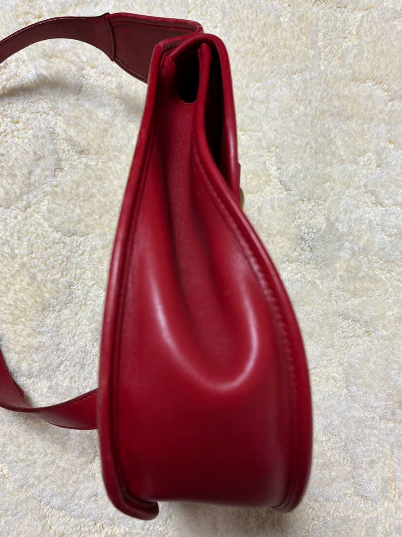 グッチ　GUCCI オールドグッチ　ホースビット　ボディバッグ　赤　本物