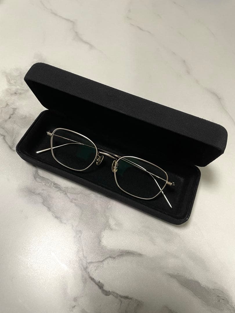 【JINS】廃盤品　チタンフレームメガネ