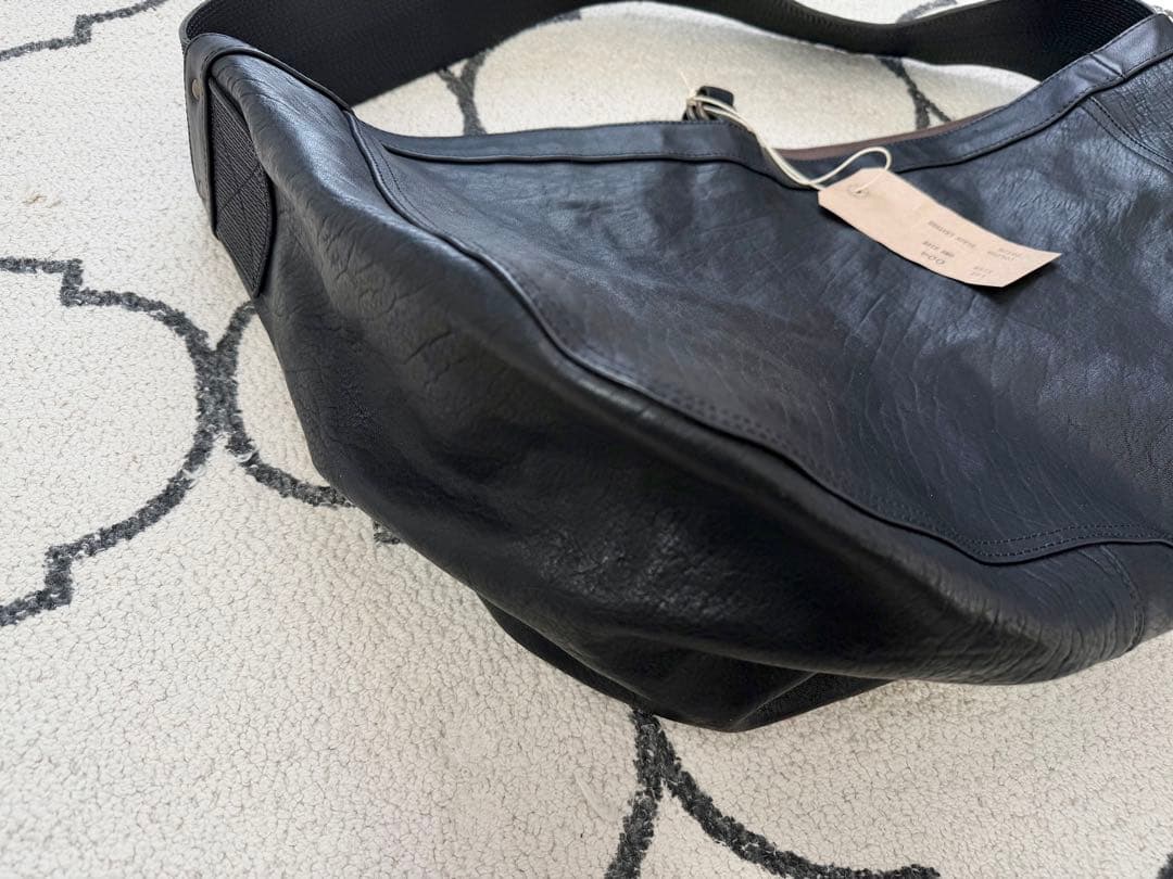 T.T taigatakahashi 004 newsboy bag レザー