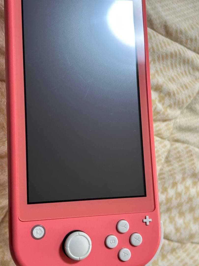 任天堂　スイッチライト　中古　本体のみ