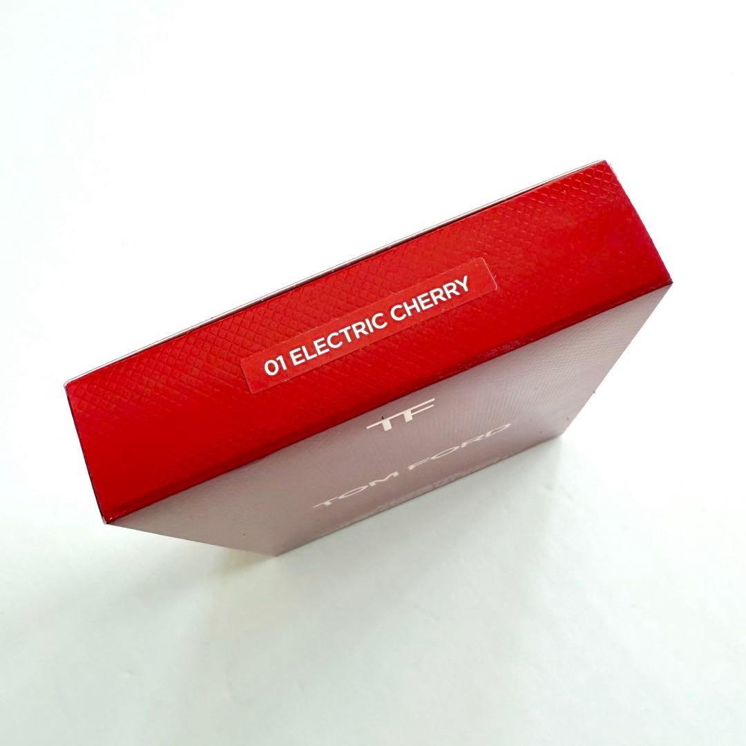 新品限定 トムフォード アイカラークォード 01SC エレクトリック チェリー