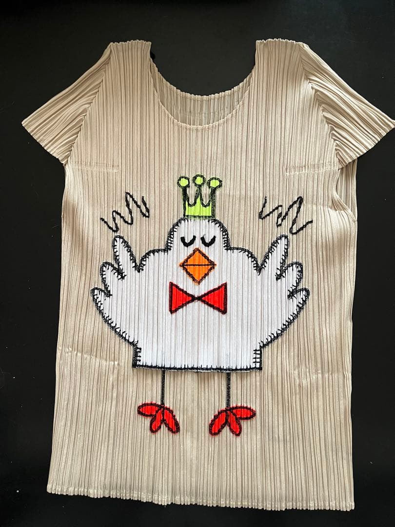 PLEATS PLEASE プリーツ半袖シャツ 鶏イラスト