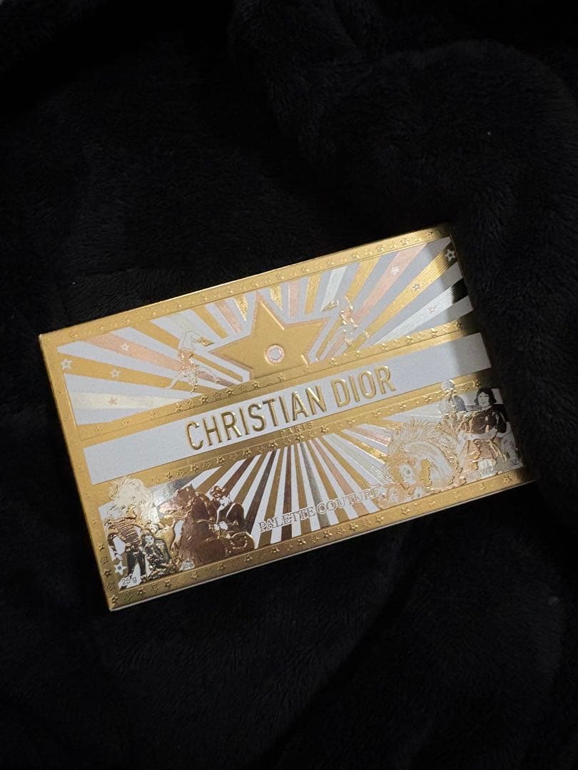 新品未使用DIOR クチュールマルチユースパレット　クリスマスコフレ　2025