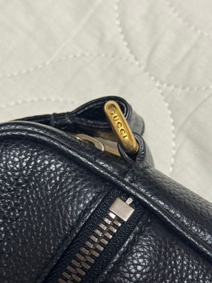 I*H様 GUCCI（グッチ）メッセンジャーバッグ 品番574803