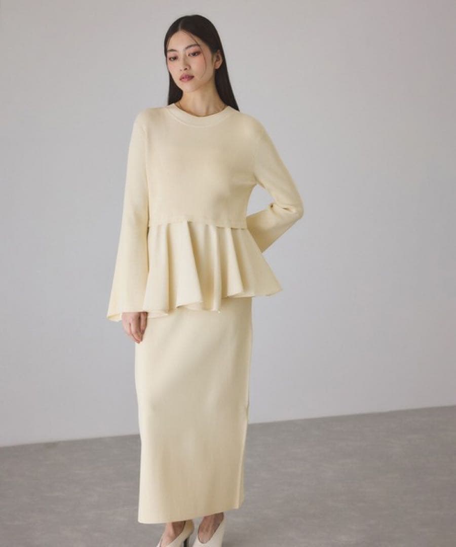 専用⭐︎週末セール！タグ無し新品⭐︎アダムエロペ⭐︎ ペプラムコンビニットワンピース