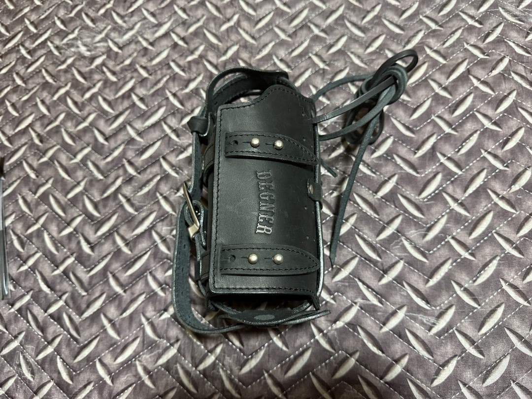 DEGNER デグナー DH-5A 携行缶ホルダー （ヴィンテージブラック）