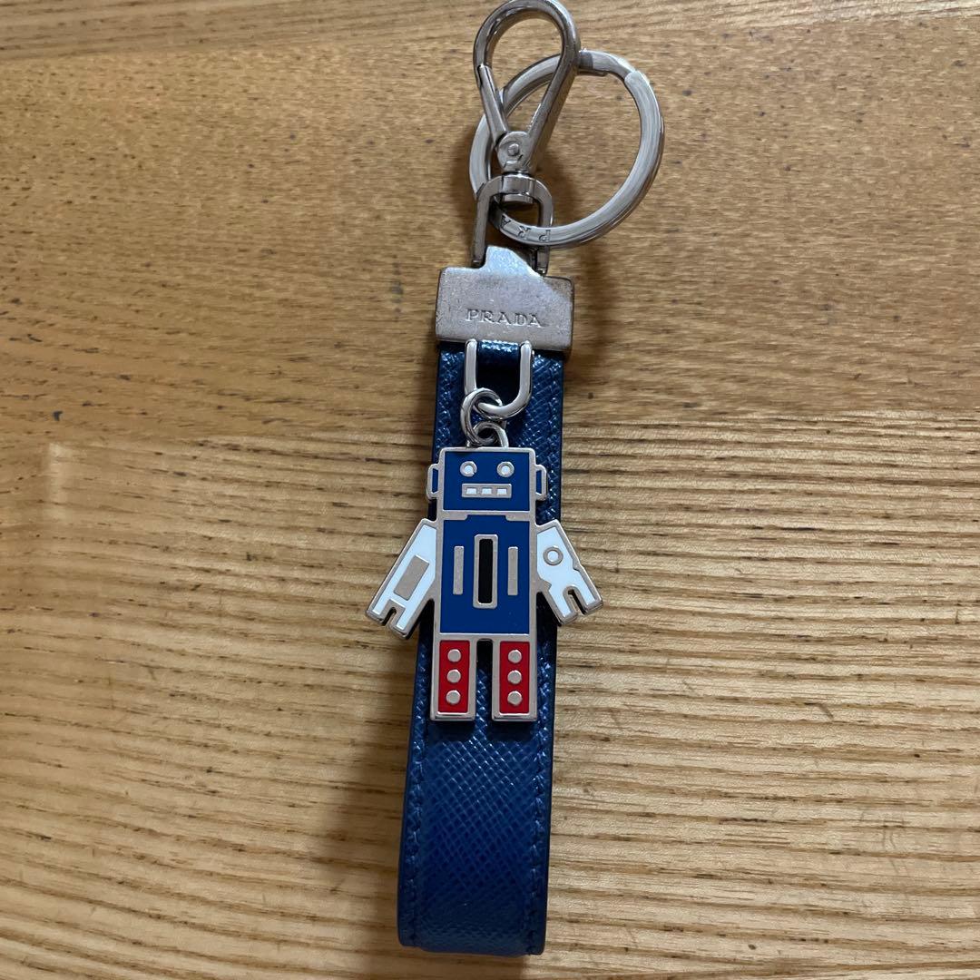 PRADA ロボットチャーム キーリングsaffiano サフィアーノ