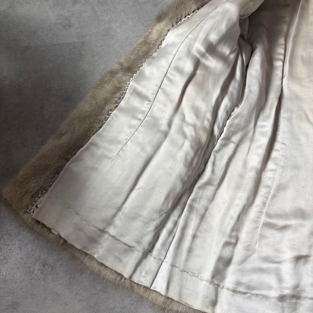 毛並み◎ 本皮　サファイアミンク　毛皮　11号　着丈69 シルバー　ハーフ L