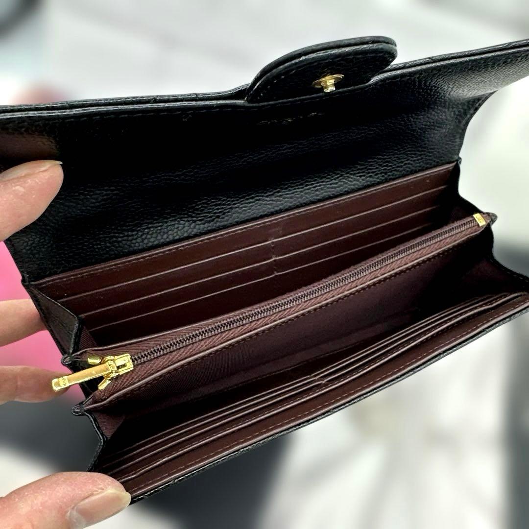 シャネル　CHANEL マトラッセ　キャビアスキン　フラップ　長財布