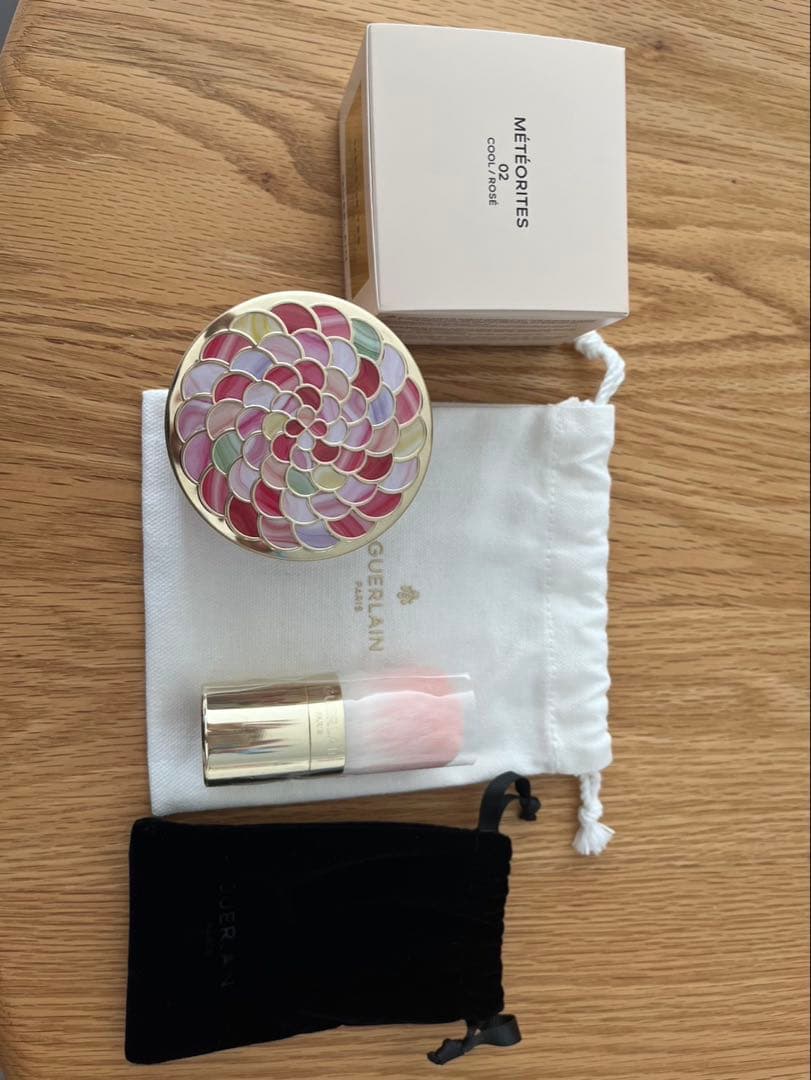 GUERLAIN メテオリットコフレ