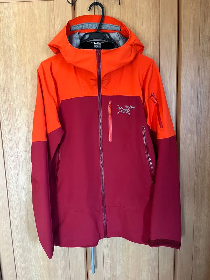 アークテリクス セイバーLTジャケット、スティンガーパンツ