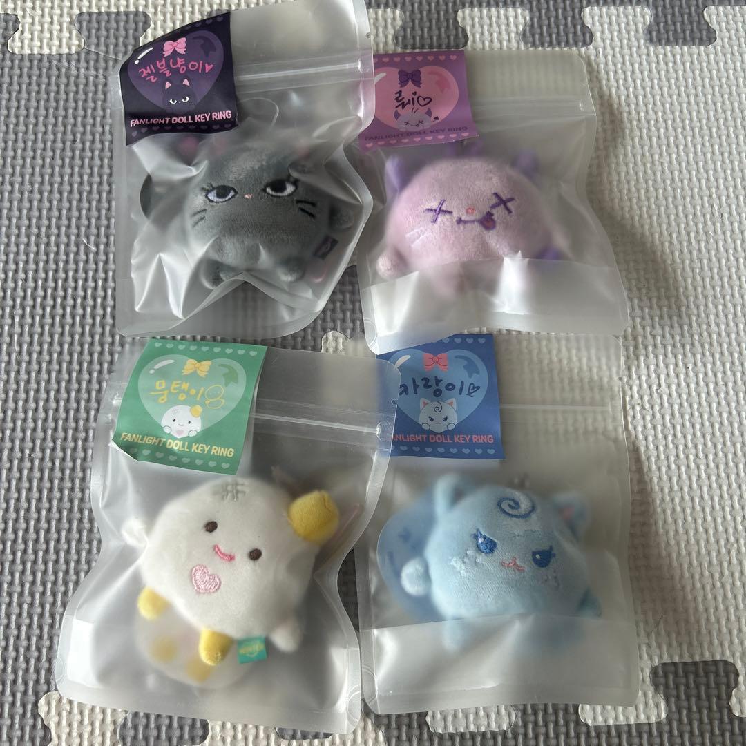 新品未使用★aespa ファンライト ペンライト ドールキーリング 4個セット
