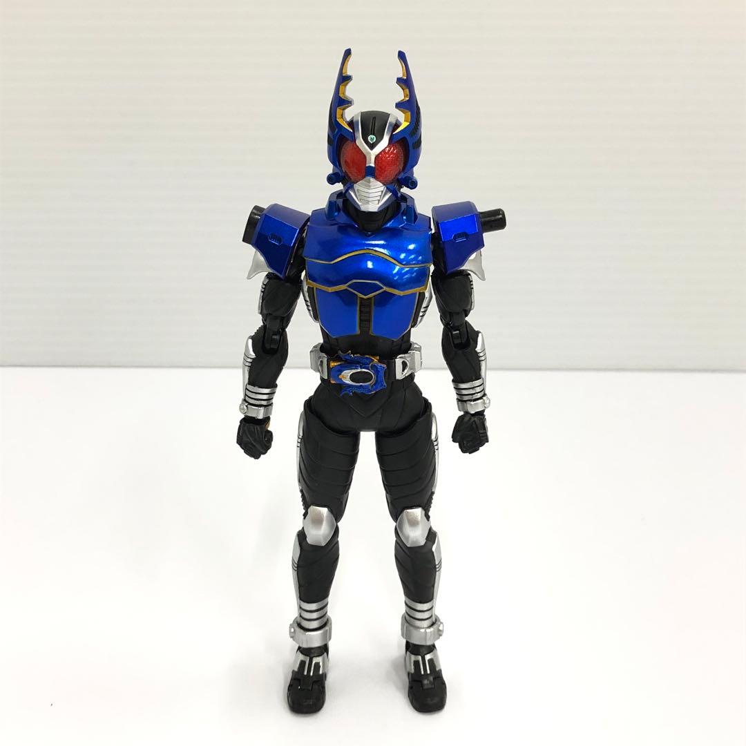 kntoy61-2140S.H.Figuarts 仮面ライダーガタック