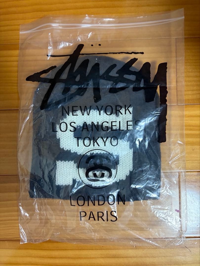 Stussy Sロゴ ニット帽 ブラック/ホワイト