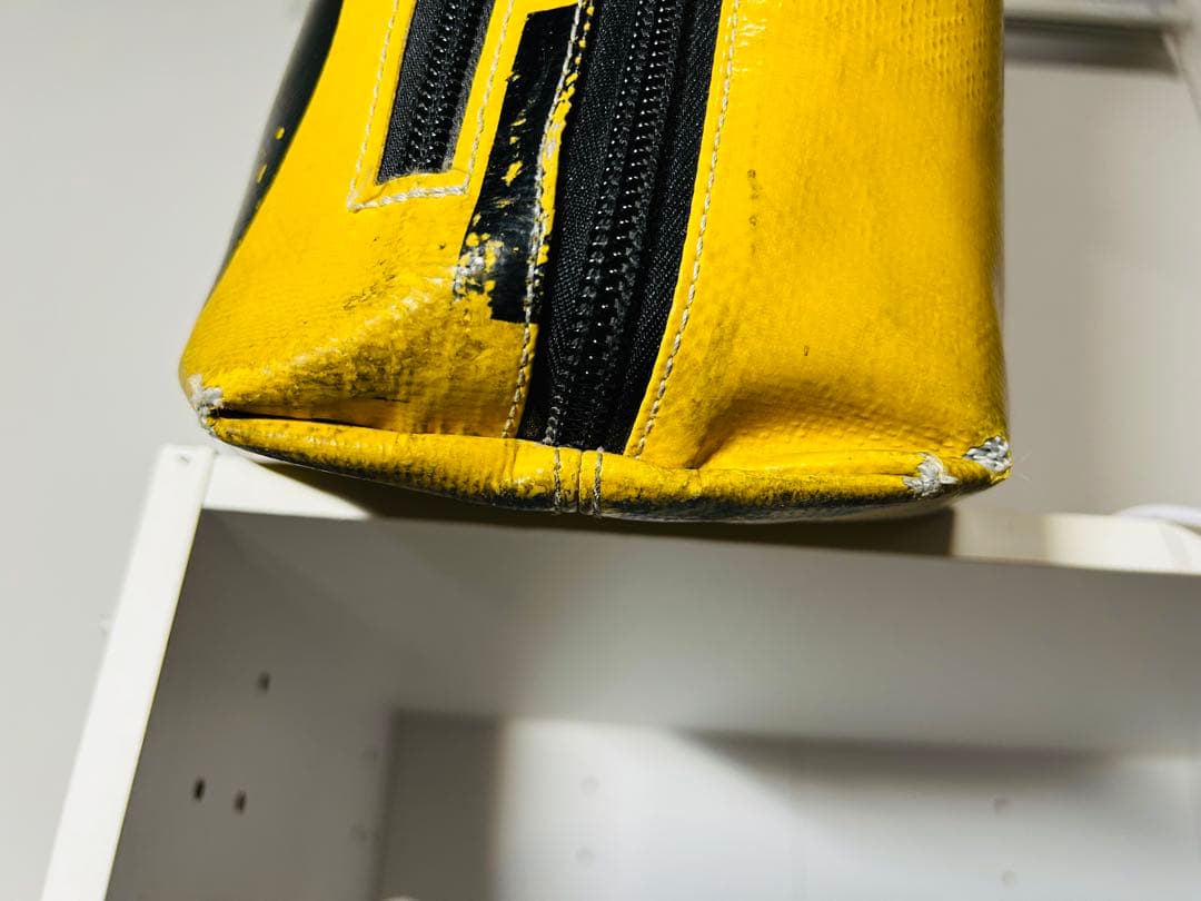 【最終値下げ】フライターグ　BEN F77 イエローブラック ショルダーバッグ