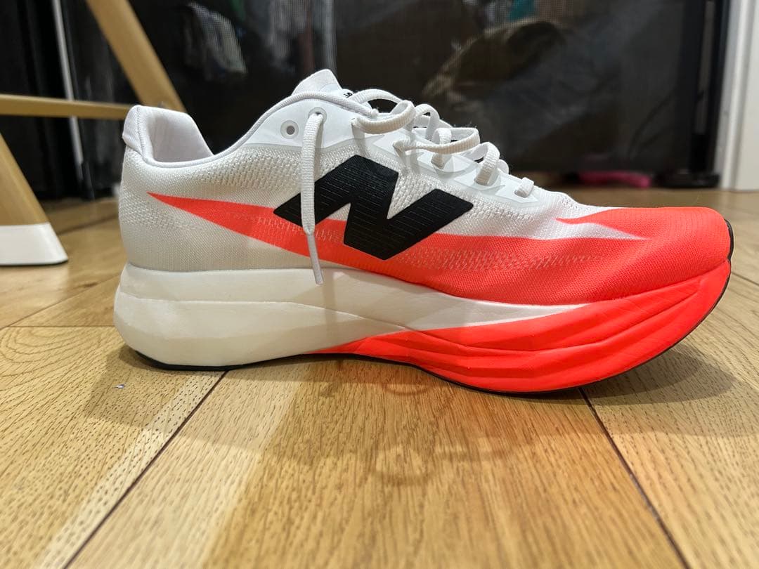 にょん ニューバランスSuperComp Elite v5 26.5