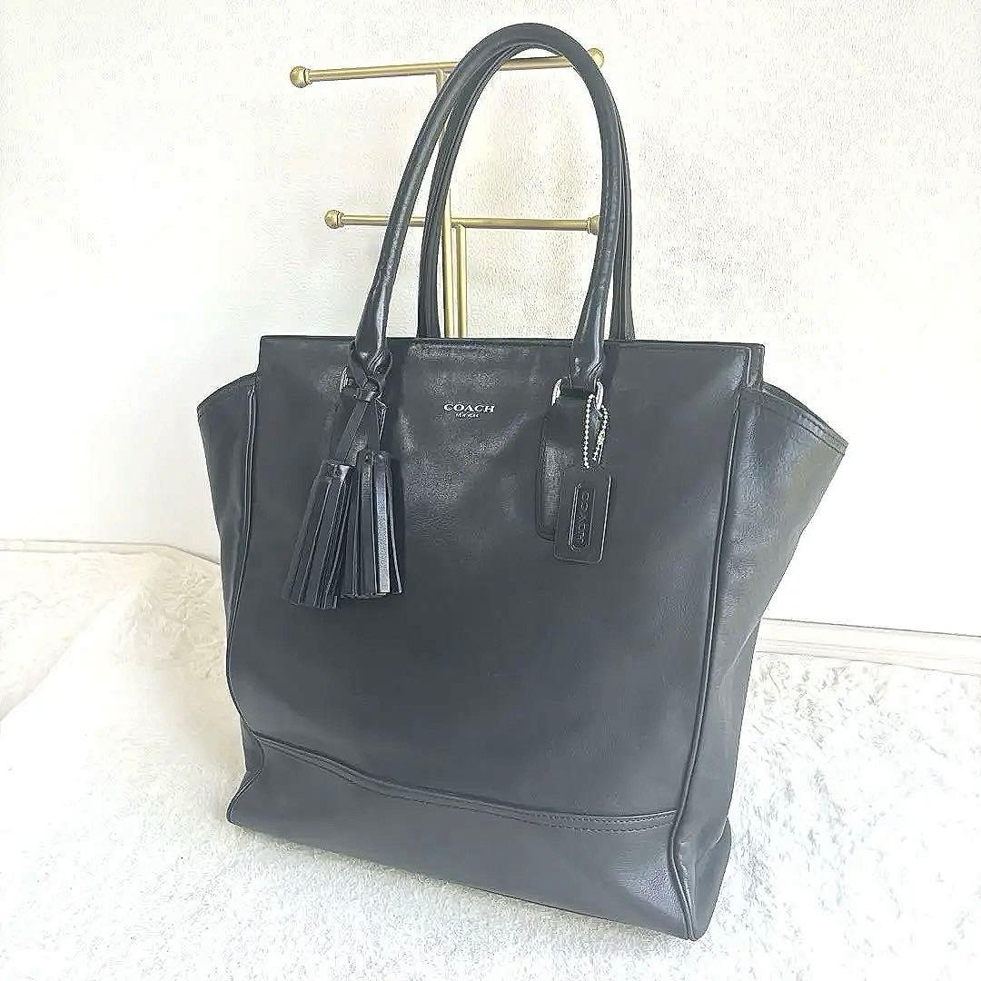 コーチ　COACH トートバック　ビジネスバック　大容量　レザー　ブラック