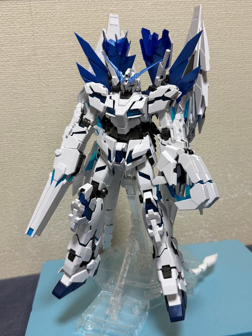 MG 1/100　ユニコーンガンダム　ペルフェクティビリティ　【組み立て済】