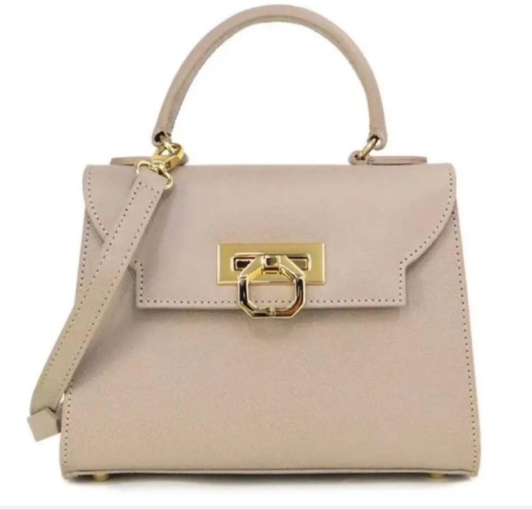 新品未使用Carbotti カルボッティERIKA Taupe