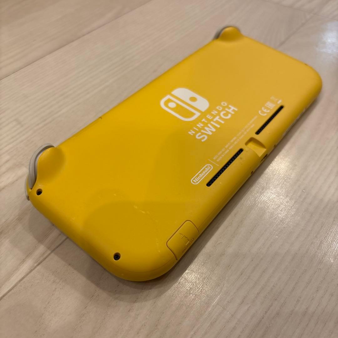 Nintendo Switch Lite 本体 黄色　動作良好／使用感少なめ