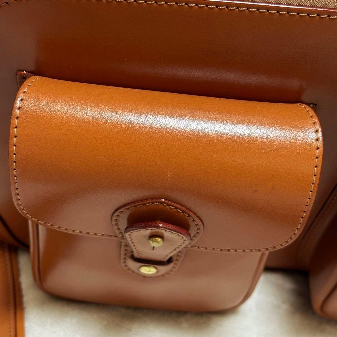 鞄いたがき E567 ショルダーバッグA4 キャメル 美品 タンニンなめし本革