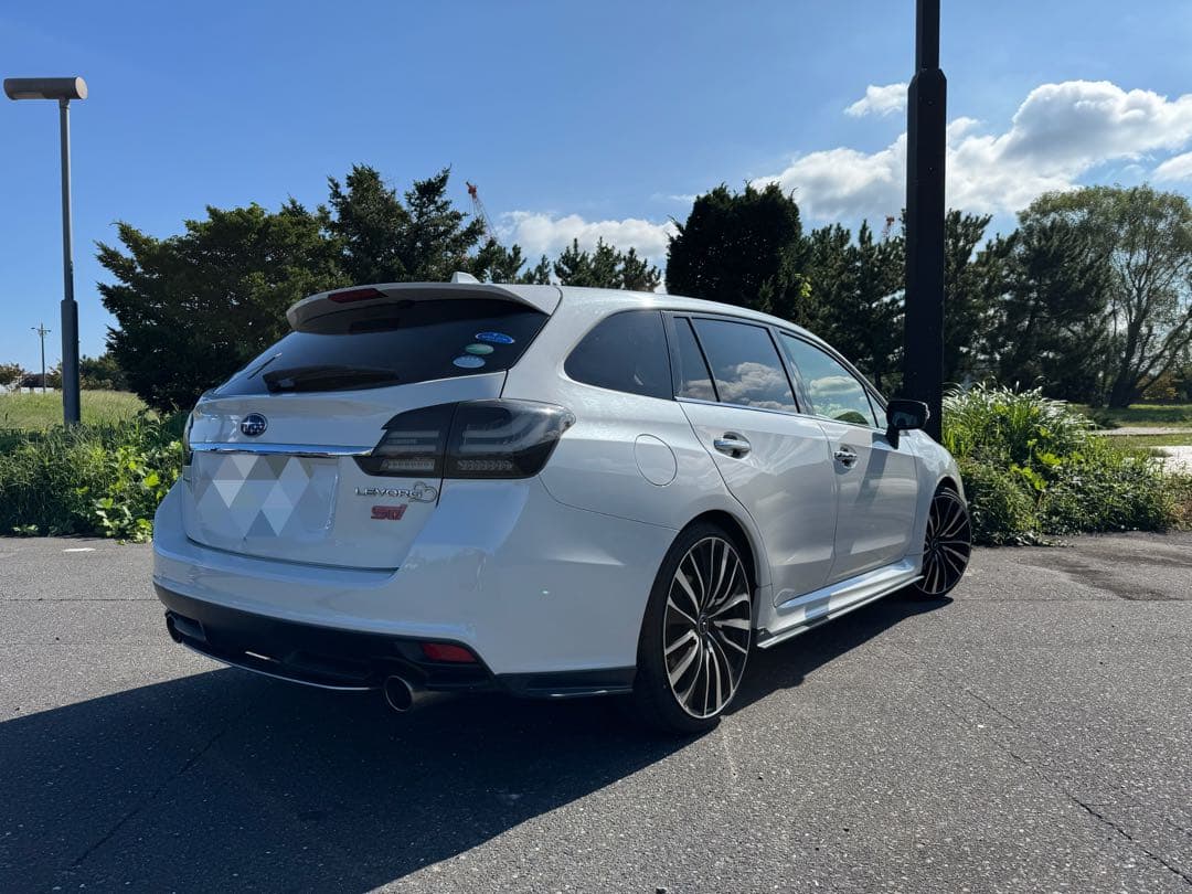 コラゾン　レヴォーグ VM系 LEDテールランプ