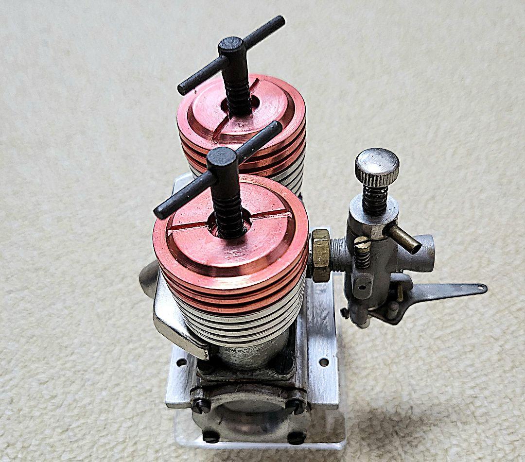 ラジコン飛行機用エンジン AULORA TAPLIN TWIN MARK Ⅲ