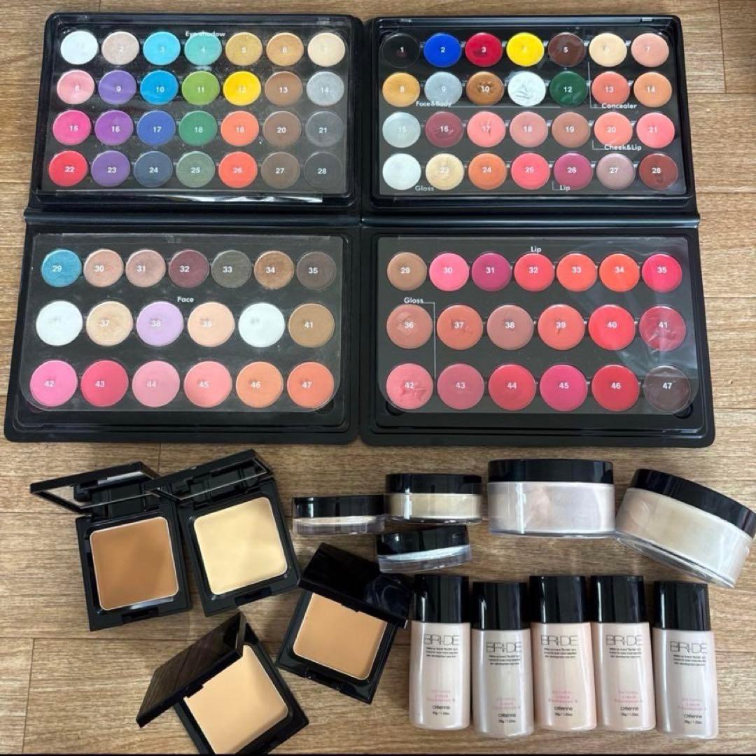 クリエーヌ　メイク道具セット　まとめ売り