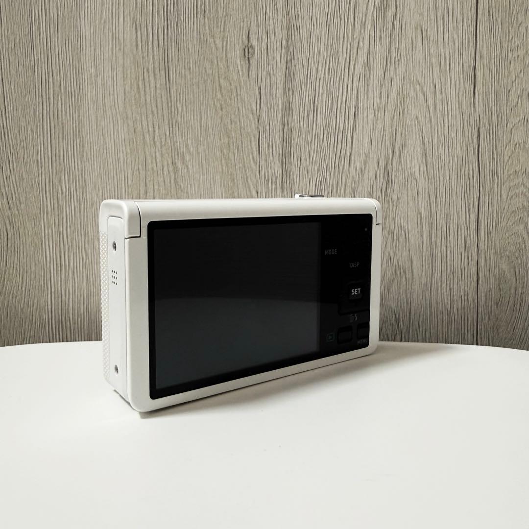 CASIO EXILIM EX-ZR70コンパクトデジタルカメラ ホワイト