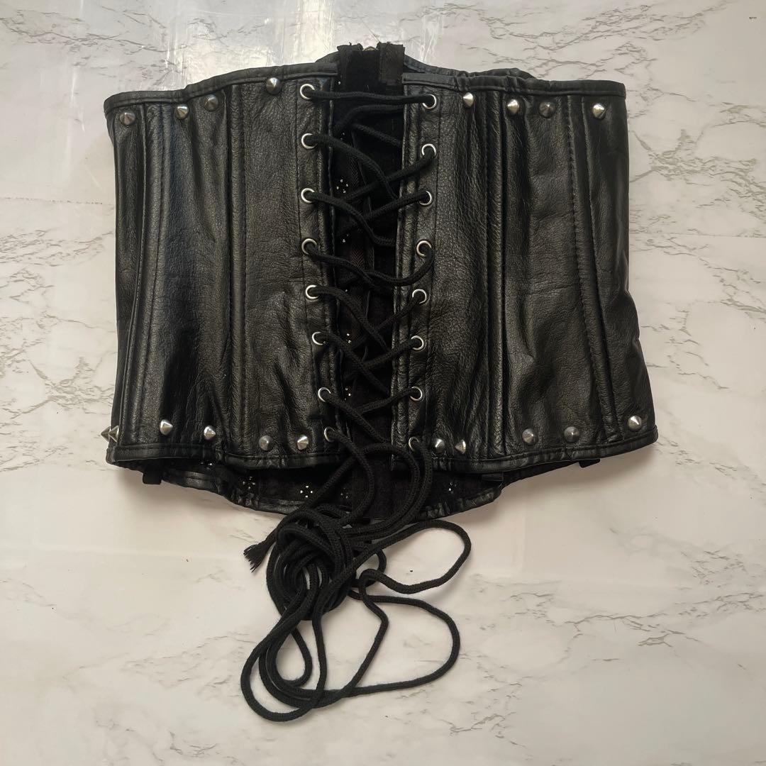 本革スタッズ付きブラックレザーコルセット　ベルト