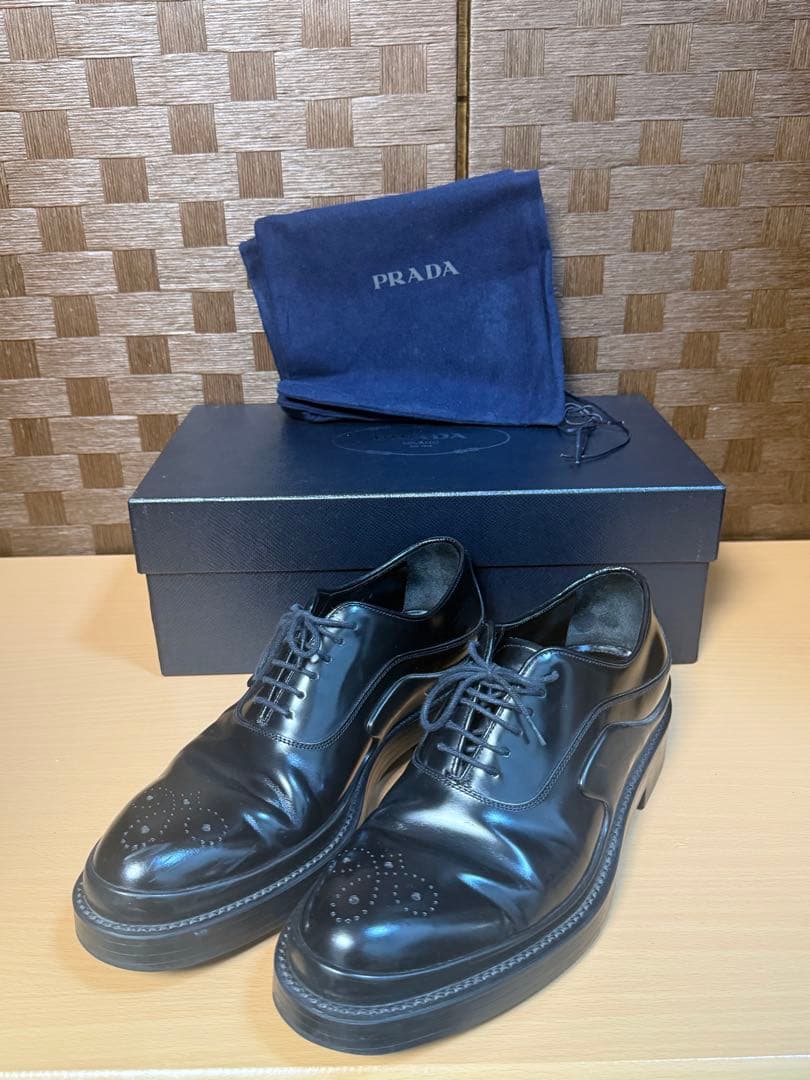 希少 Prada レザーシューズ　サイズ6