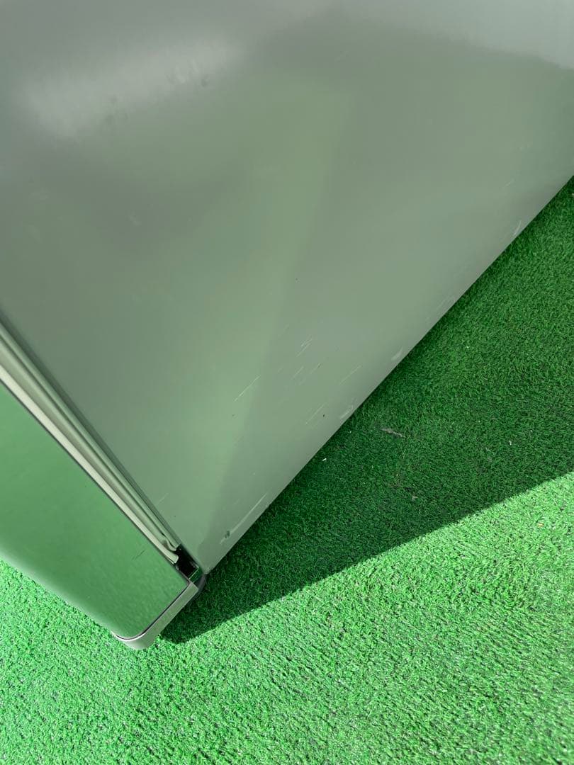 828 アクア 3ドア冷蔵庫 右開き シルバー コンパクトデザイン 二人暮らし