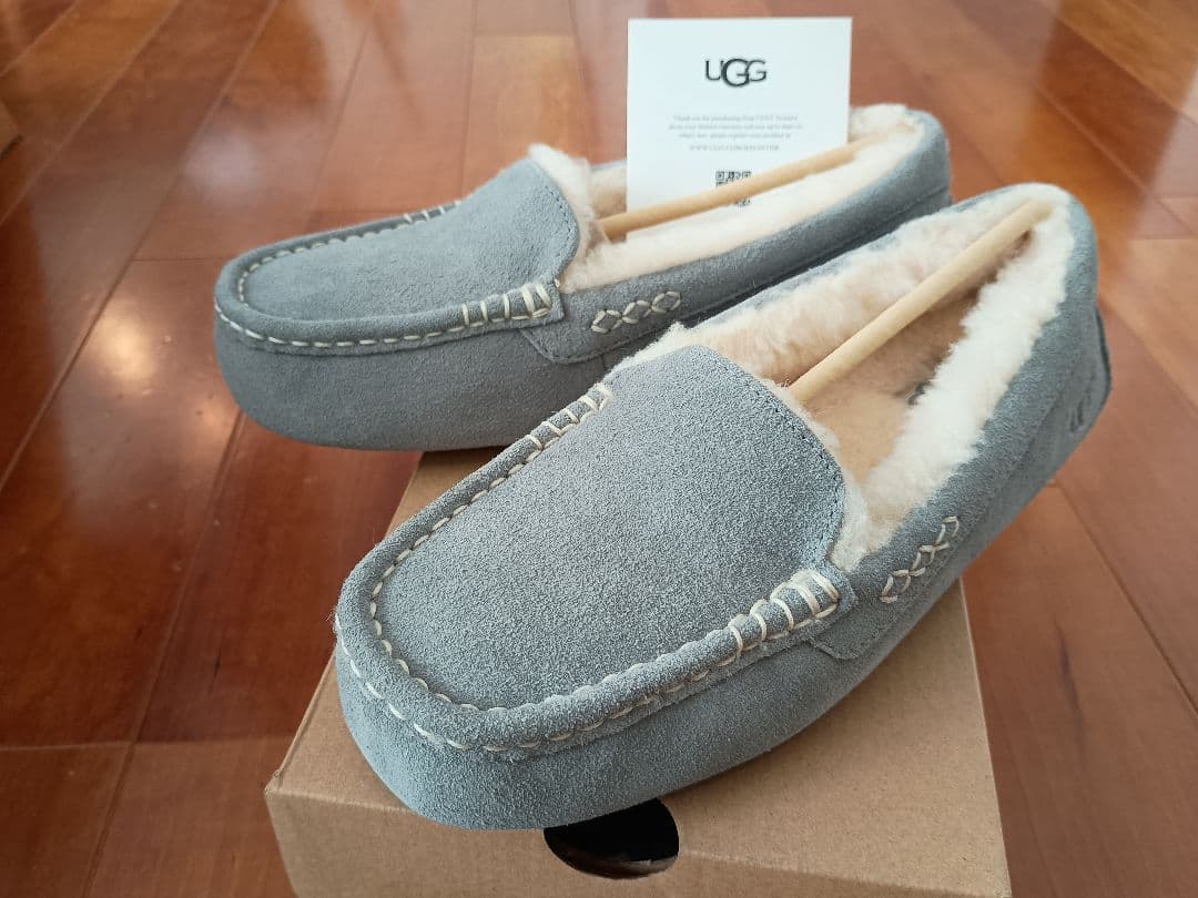 専用　UGG Ansley グレー　LGRY モカシン スリッポン 8D