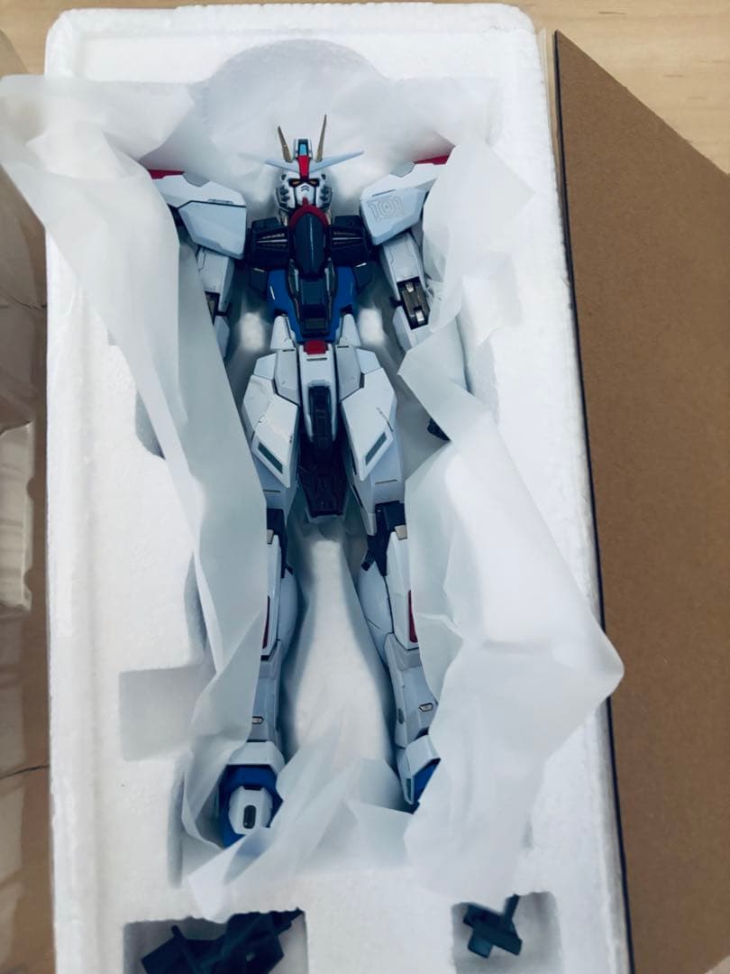 L BUILD メタルビルド　ガンダム