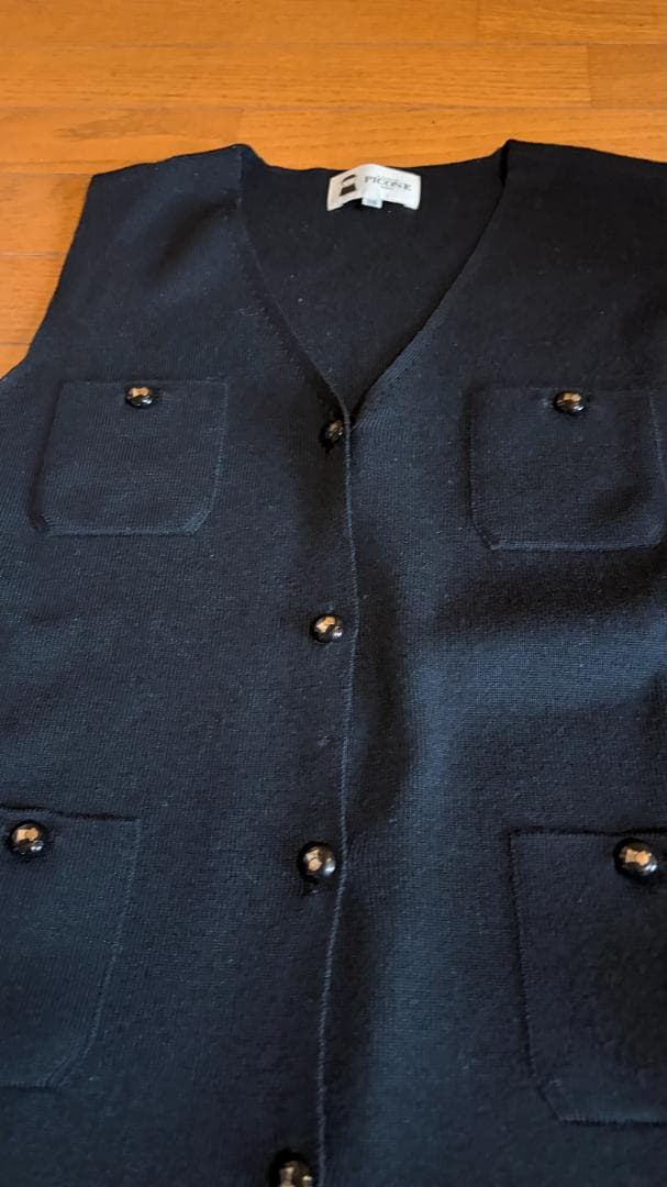 PICONE ウール100% 黒 ジレ