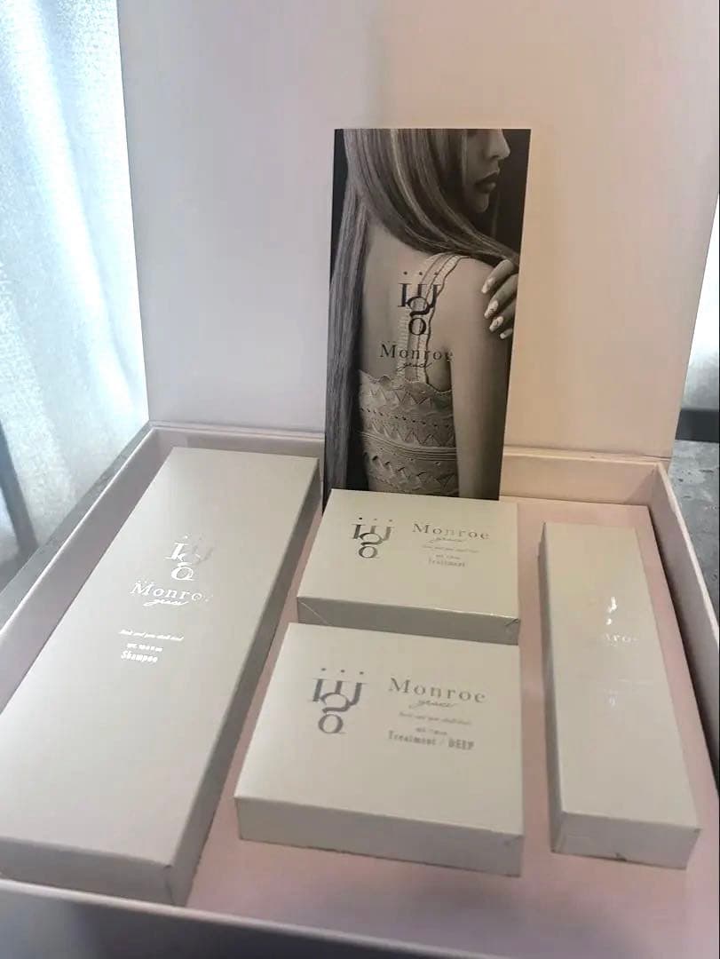 美品★ Monroe grace 4点SET