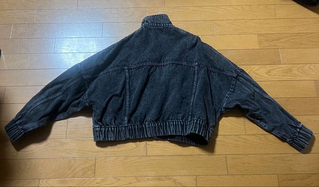 adidas ダークグレー デニムジャケット