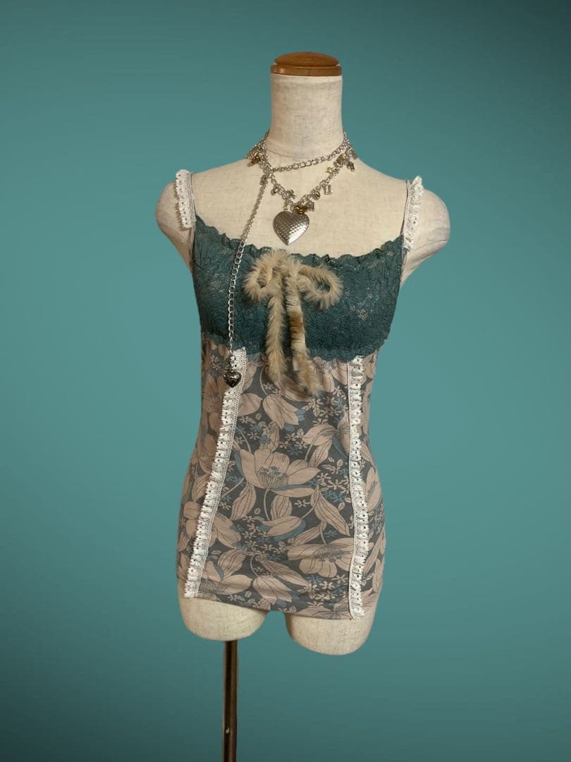 y2kレース甘め姫ギャルNANAファーゴシックフェアリーグランジロックキャミ古着