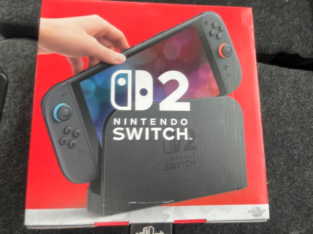Nintendo Switch D2 日本語専用 マリオカート8デラックス付き