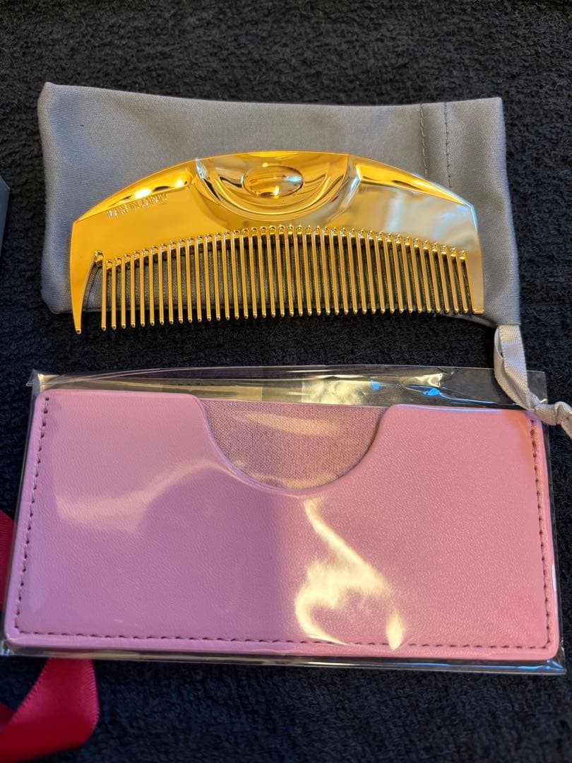 LOVECHROME ゴールドコーム ピンクケース