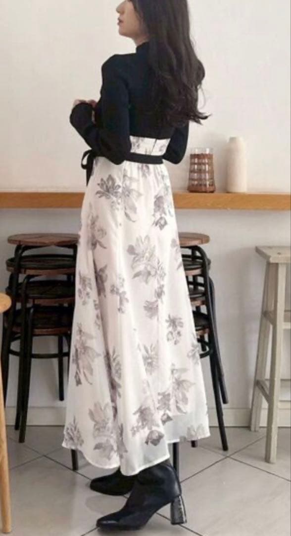 MERCURYDUO フラワードッキングロングスリーブワンピース