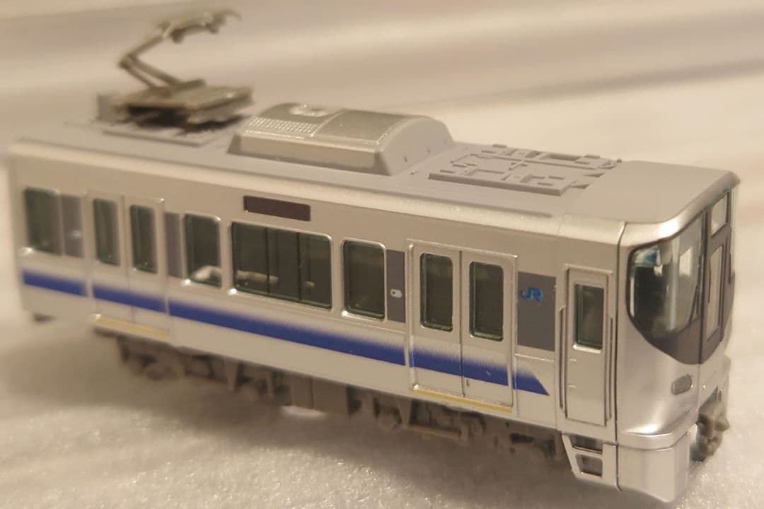 鉄コレポケット 225系 5100番台 ６両編成（５両が未組立）