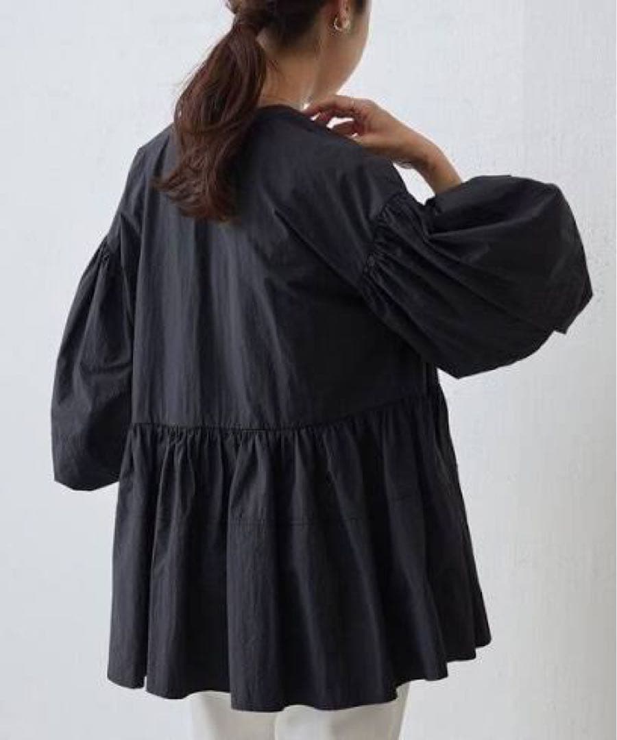 タグ付き　新品未使用　ビアズリー　ペプラムジップシャツブルゾン　ブラック