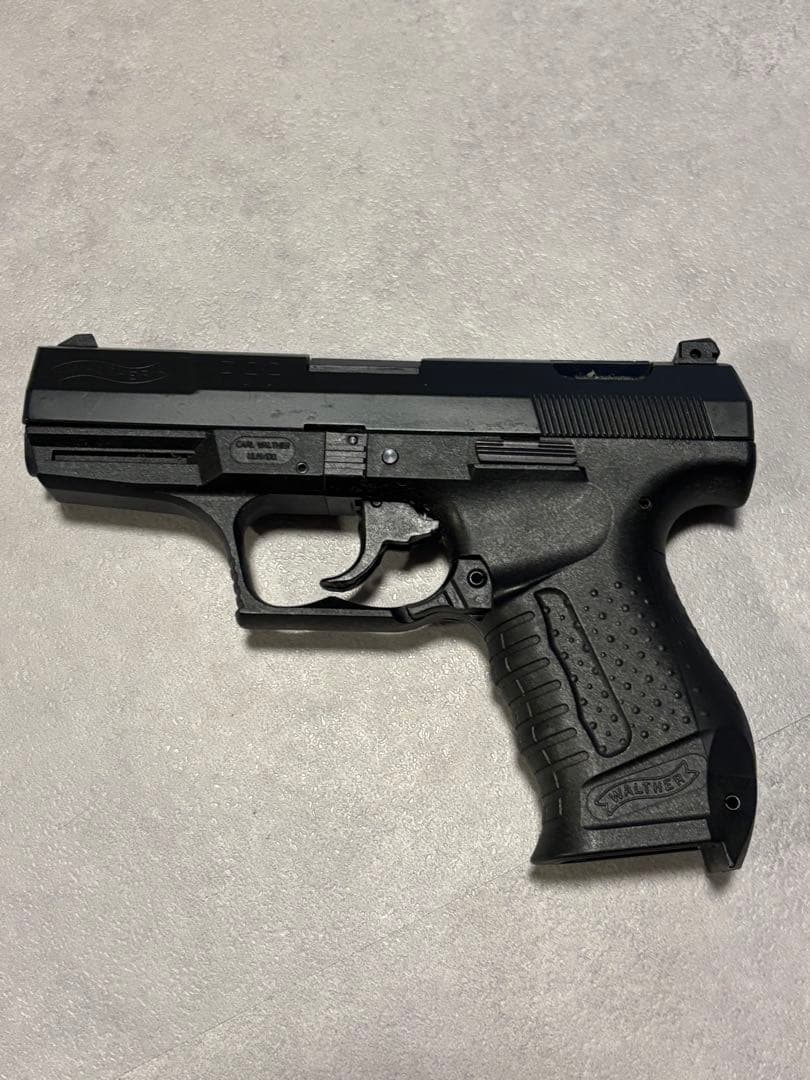 【引退品】マルゼンWalther P99 ガスガン 4マガジン付き