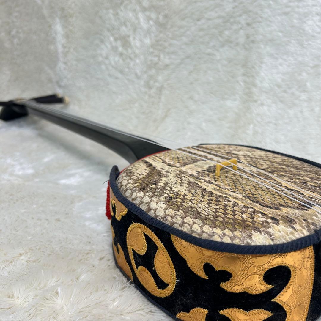 沖縄三線 三味線 へび皮 蛇皮 蛇革　琉球　1枚張り