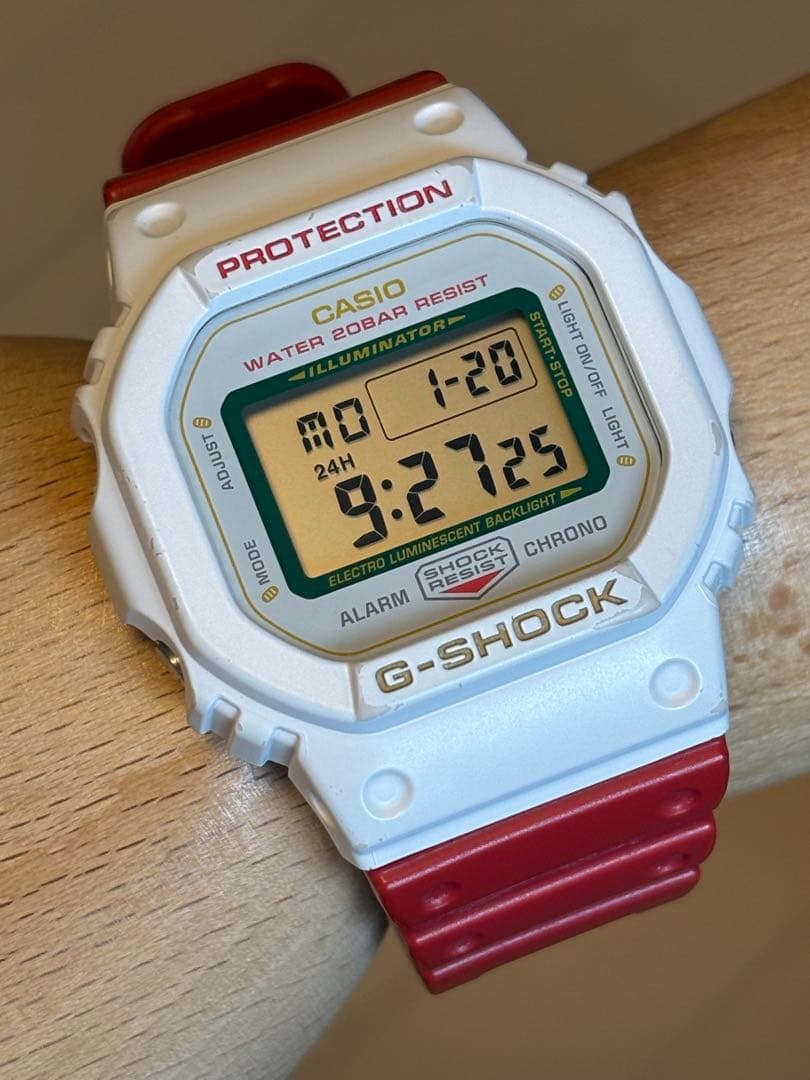 G-SHOCK/限定/バイカラー/DW-5600/招き猫/スピード/時計/赤×白