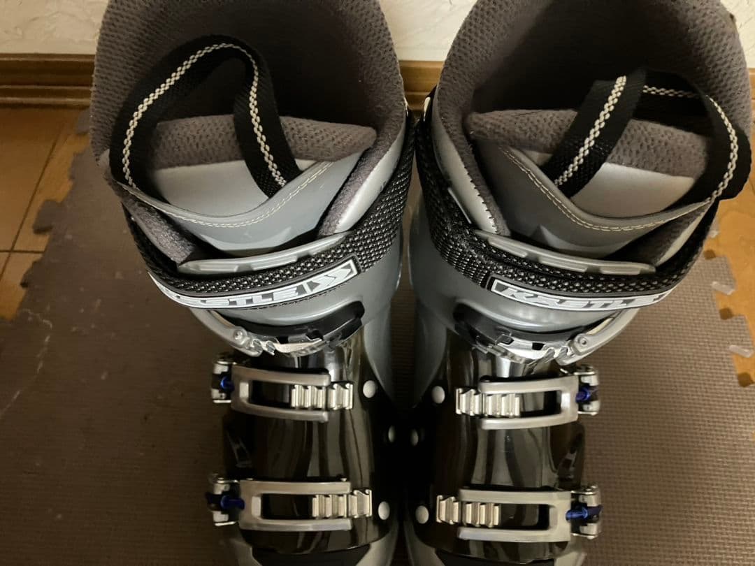 KASTLE ケスレー スキーブーツ 27〜27.5cm　足幅広め　軽量モデル