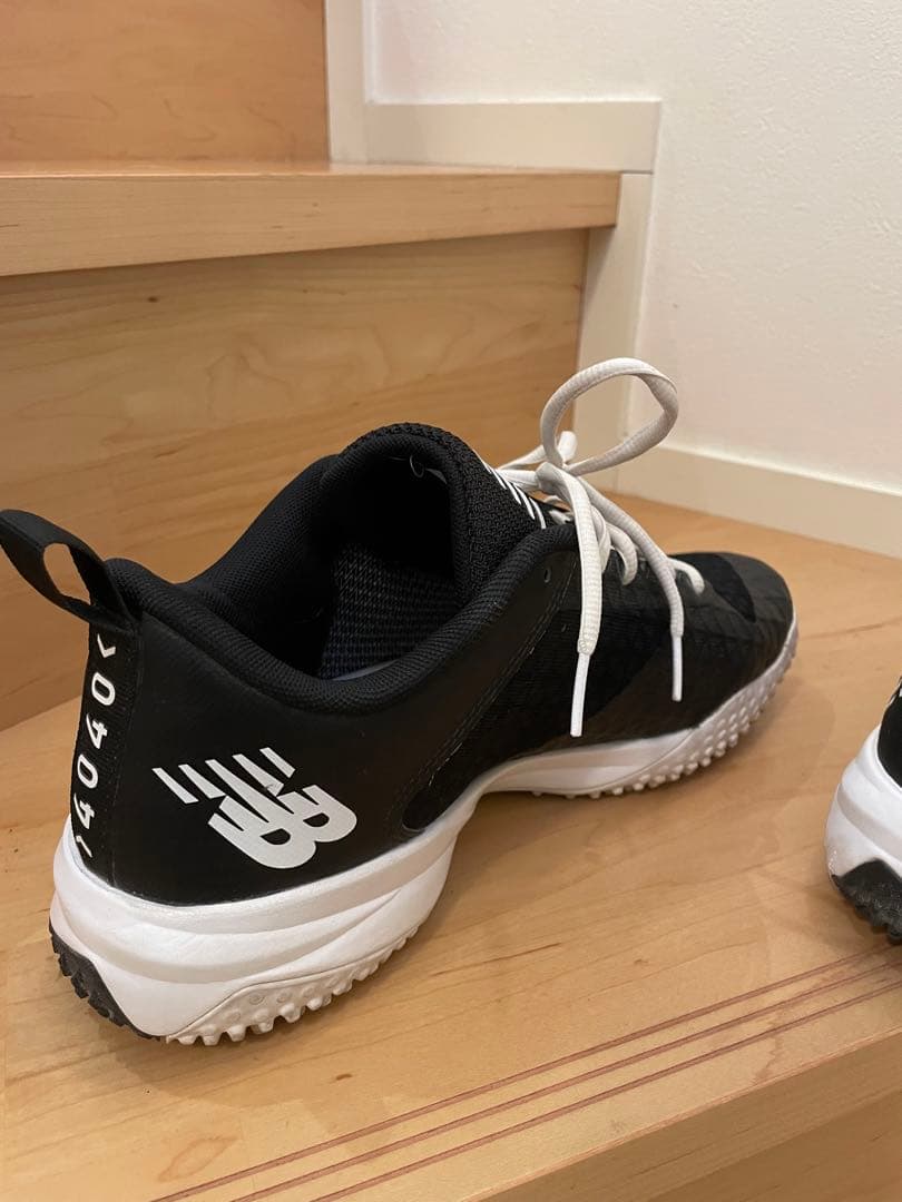 New Balance 4040 トレーニングシューズ ブラック/ホワイト