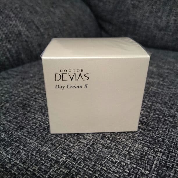 薬用ジェル状保湿クリーム