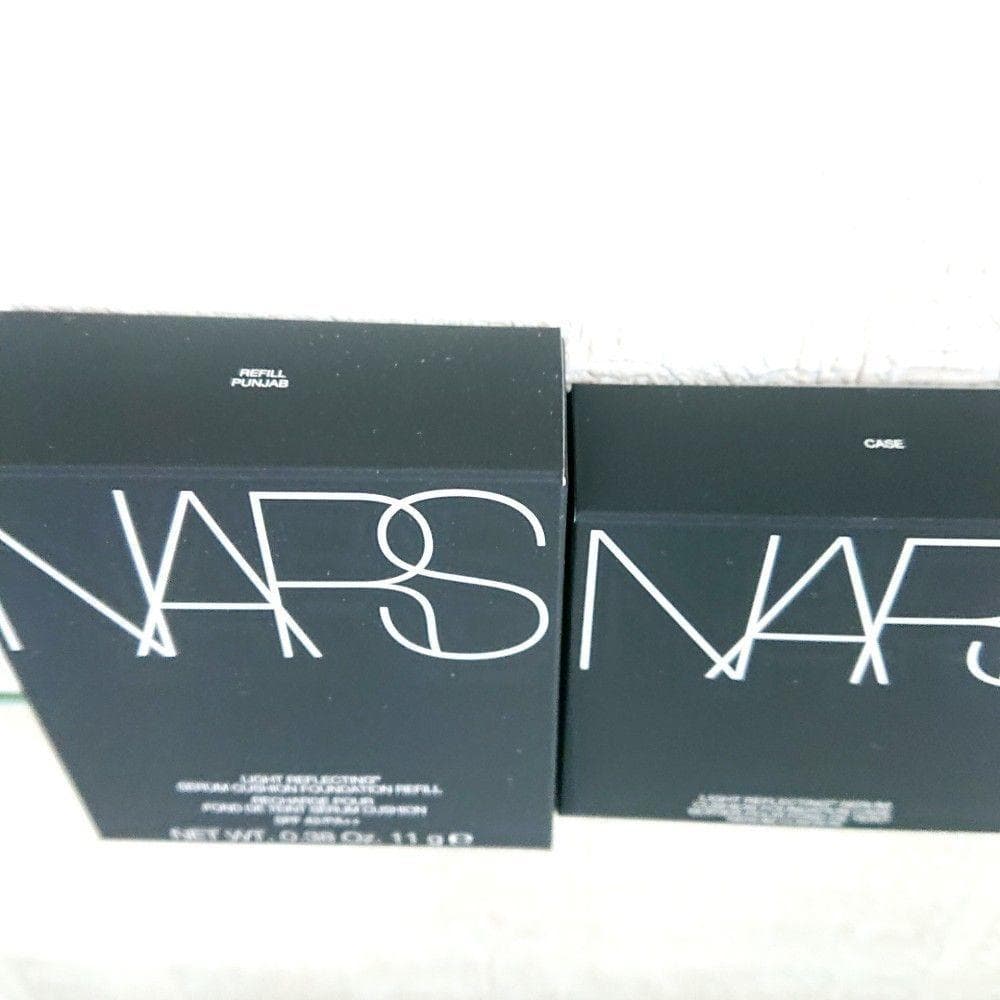 03795 NARS ライトリフレクティング セラムクッションファンデーション
